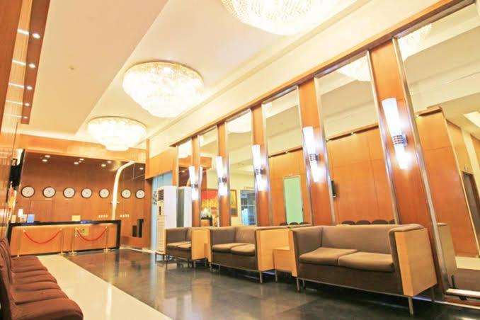 Posh Beds With City View And Pools Mandaluyong Exterior foto