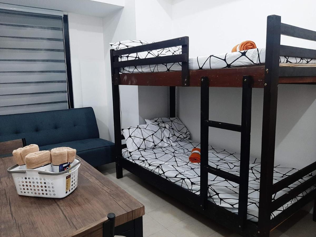 Posh Beds With City View And Pools Mandaluyong Exterior foto